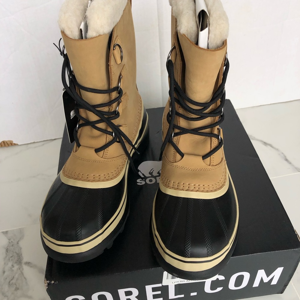 NEW Women’s Sorel Caribou Waterproof Insulated Winter Buff boots sz US 9, EUR 40